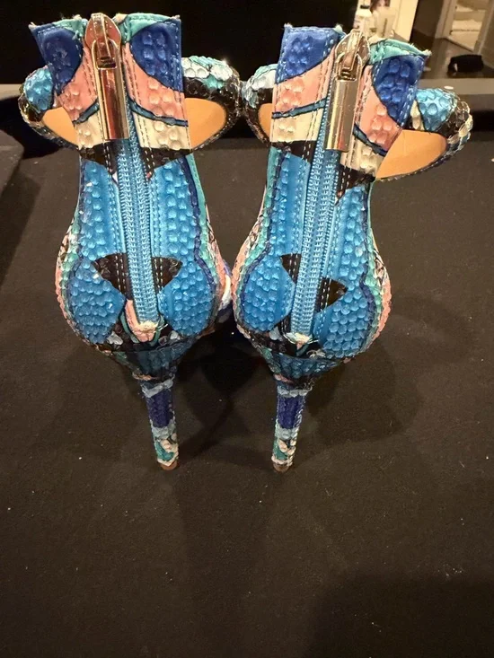 Steve Madden Blue Turquoise Pink Embellished Ankle-Strap Pointed Pump - Picture 4 of 7